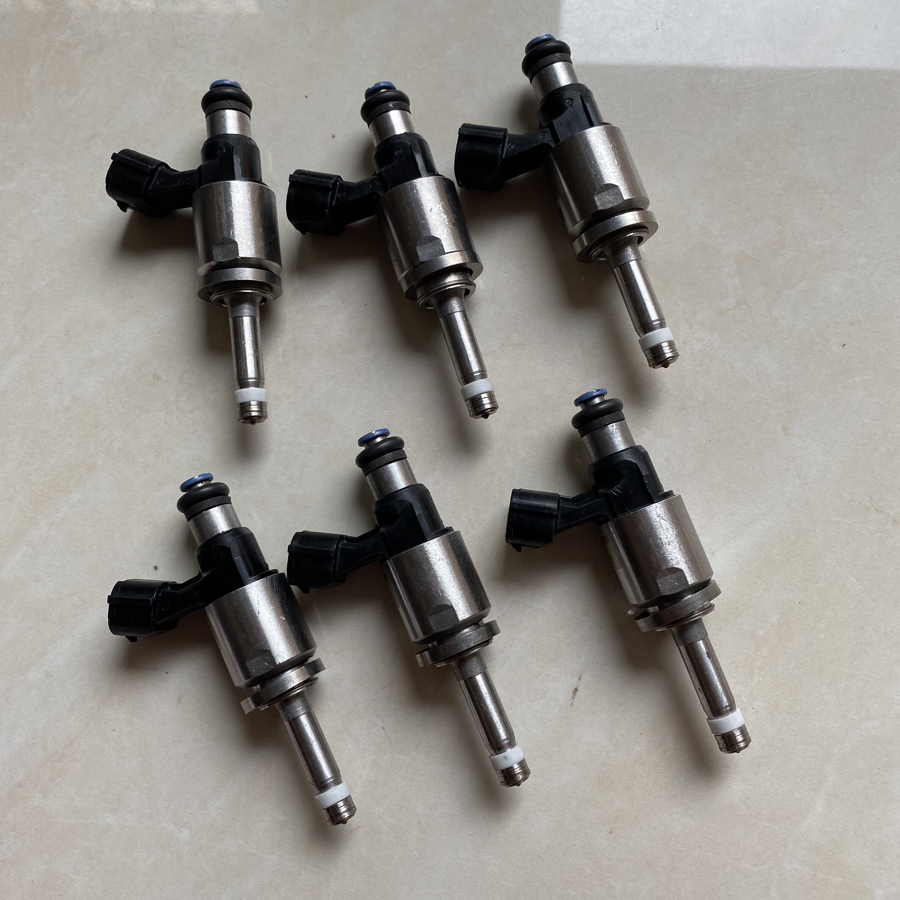 适用于凌志RX雷克萨斯系列汉兰达皇冠2.0T发动机喷油嘴喷油