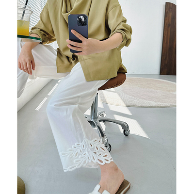 糖皮出品 清澈目光 刺绣镂空裤脚 松紧高腰 清爽亲肤棉麻小白裤