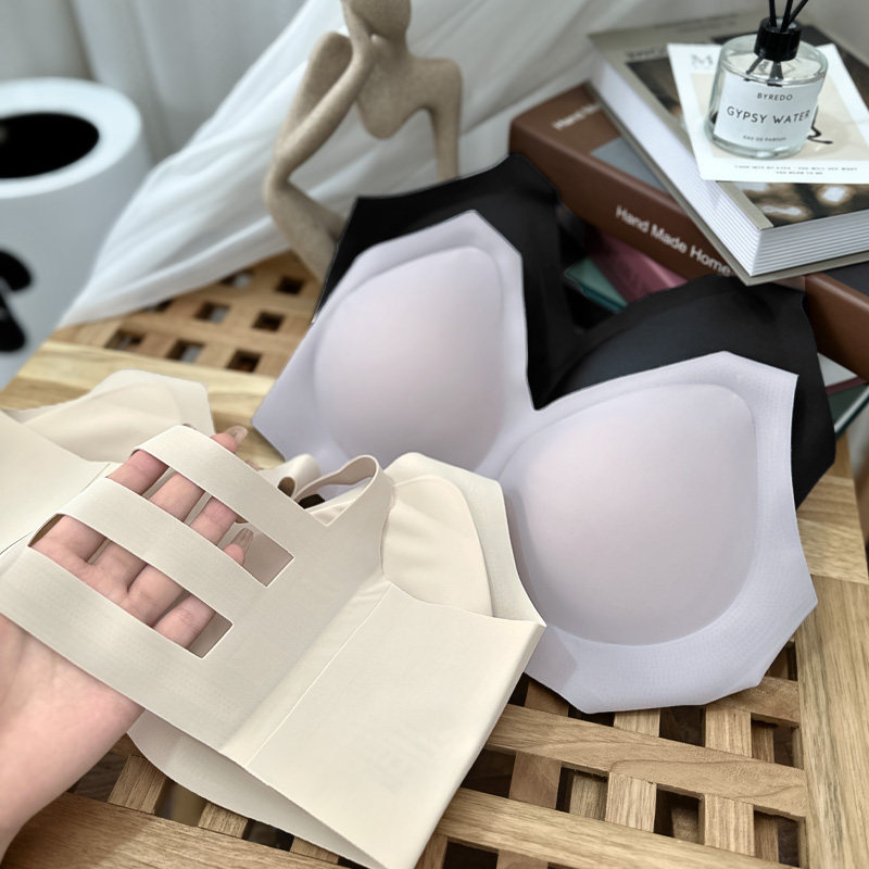 简约无钢圈聚拢固定杯美背