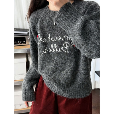 鹿西  软糯羊毛慵懒风字母毛衣女冬季新款针织圆领打底上衣ss885