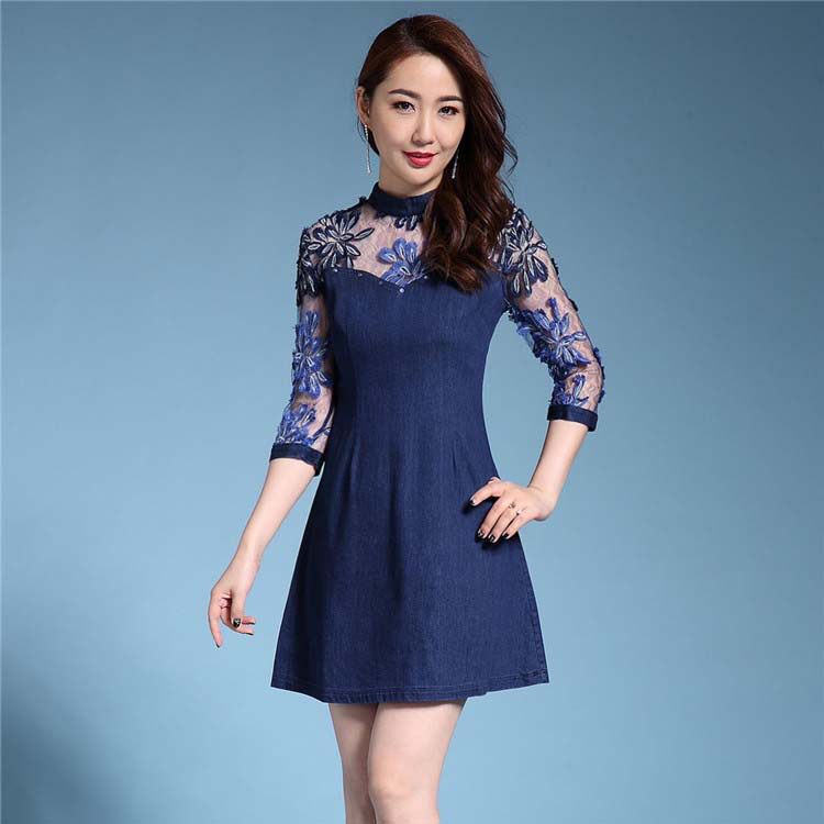 秋装新款韩版女装纯色蕾丝长袖连衣裙修身显瘦时尚百搭中长裙