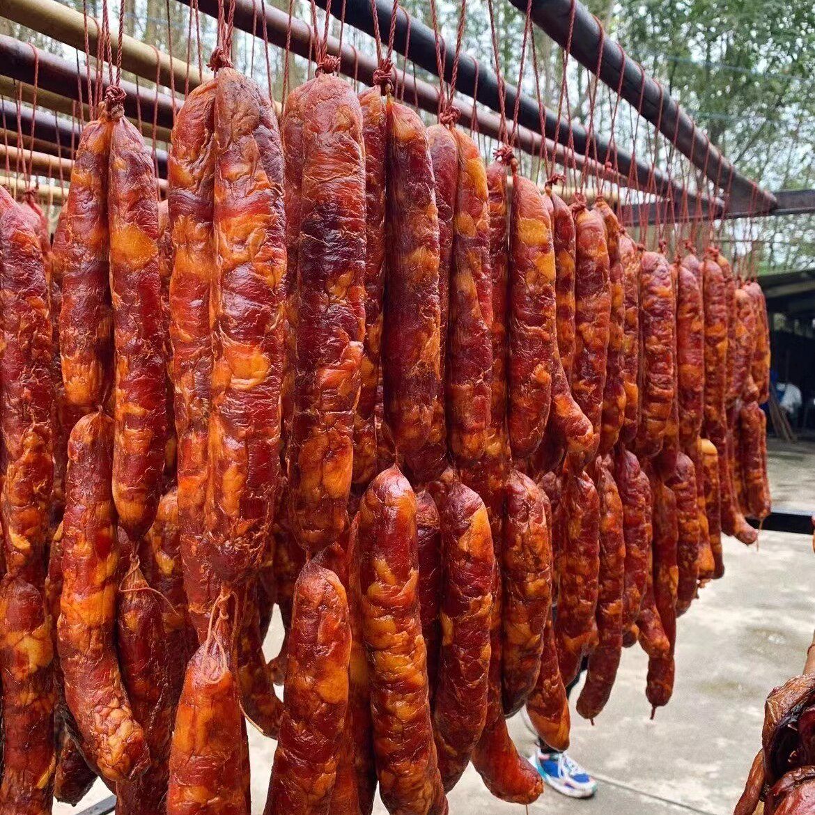 沐腊四川麻辣香肠土猪肉正宗农家手工制作微烟熏广味
