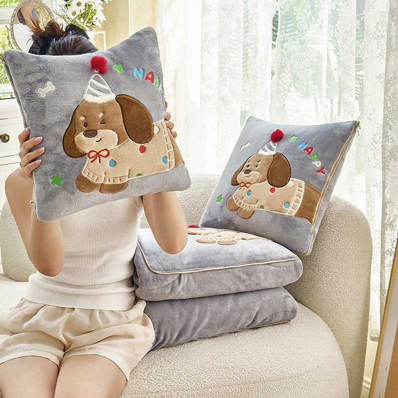 新款卡通腊肠狗多功能牛奶绒被毯盖靠垫保暖沙发可折叠抱二合一枕,居家布艺,抱枕被,淘宝优惠券,粉丝福利购,淘宝优惠卷