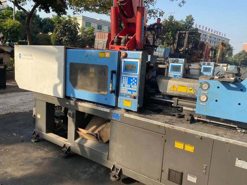 海天PL120吨变量泵