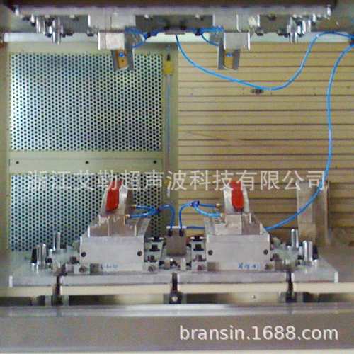 汽车高位刹车灯振动摩擦焊接模具汽车警示灯振动摩擦焊接工装夹具