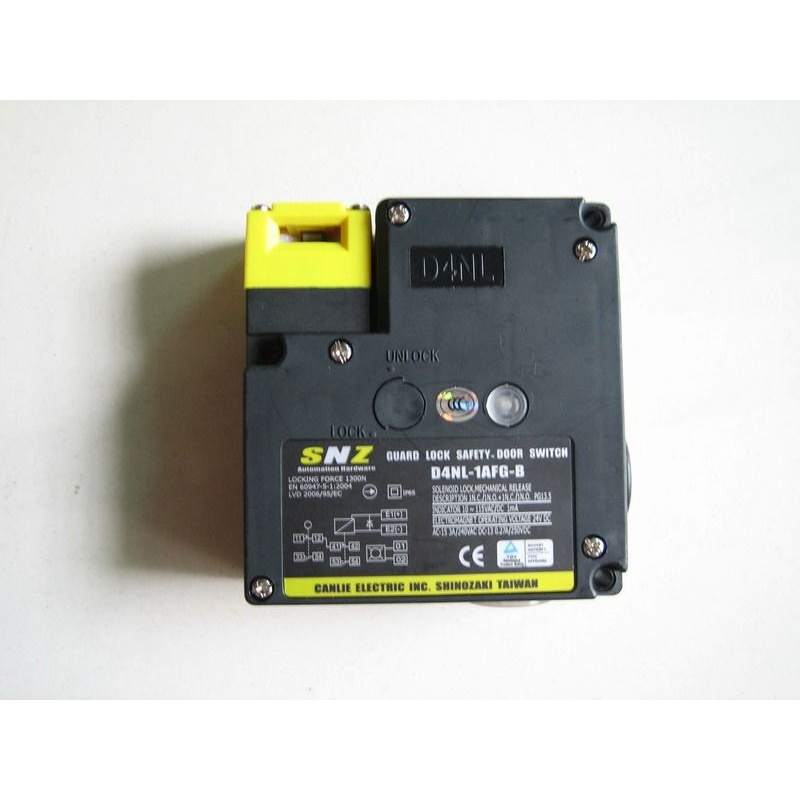 台湾施诺奇SHINOZAKI（SNZ)小型电磁锁安全门D4N-1AFA-B 深圳批发