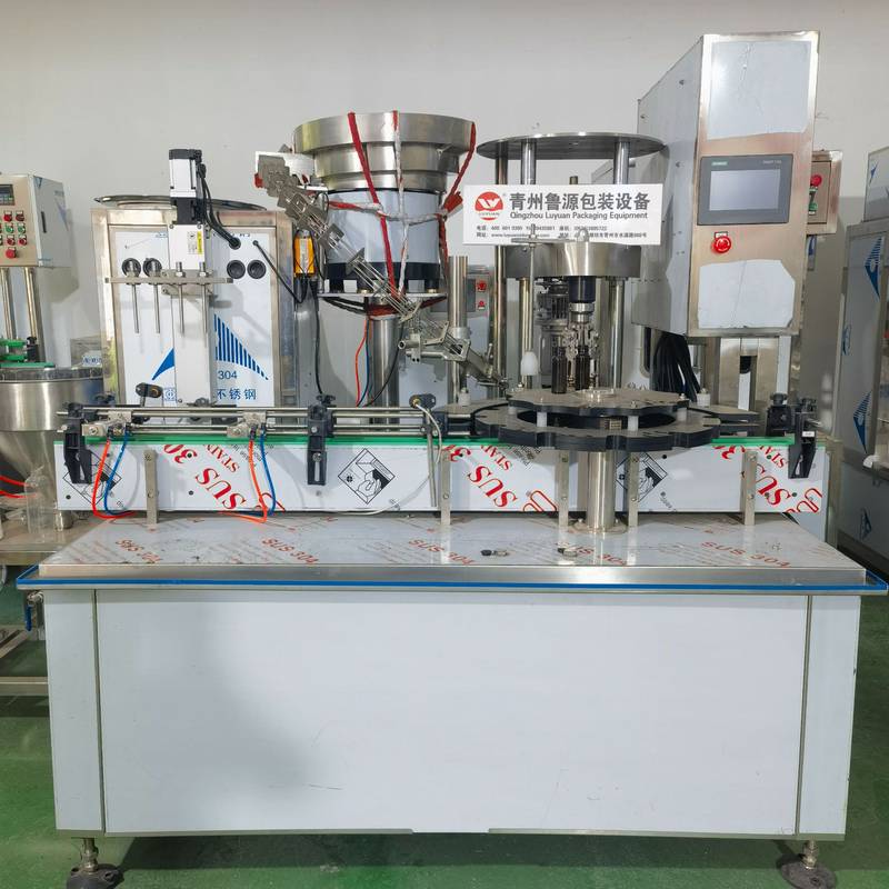 高精度口服液灌装机 酒水饮料自动灌装生产线 液体灌装封口一体机