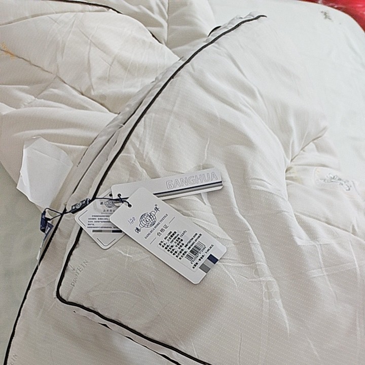 港华大豆被2＊2.3重量8斤左右冬被,居家布艺,家纺布艺/布料面料缝制服务,淘宝优惠券,粉丝福利购,淘宝优惠卷