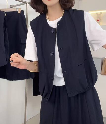 马甲女2025新款春秋季时尚宽松休闲百搭洋气减龄无袖马夹潮