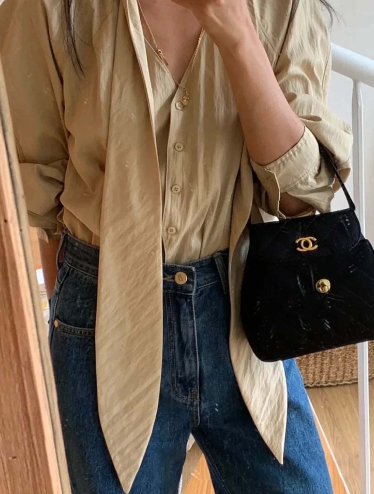 现货over*dueflair飘带衬衫韩新款v领肌理法式浪漫长袖系带衬衣