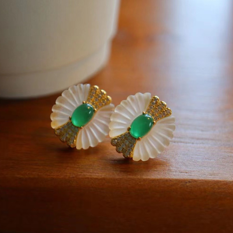 善解人意 原创设计925纯银镀金锆石天然绿玛瑙磨砂白水晶耳钉耳饰