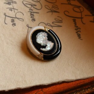 轻奢小众天然复古黑玛瑙卡梅奥美女浮雕海水手工贝雕胸针吊坠两用