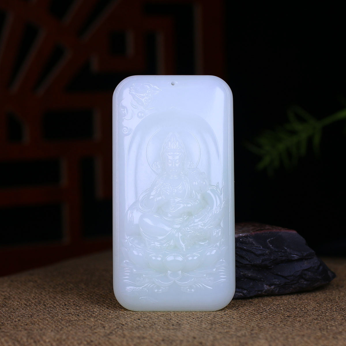 （古晨珠宝）新疆和田玉羊脂白玉观音挂件玉牌润玉缘吊坠玉坠105g