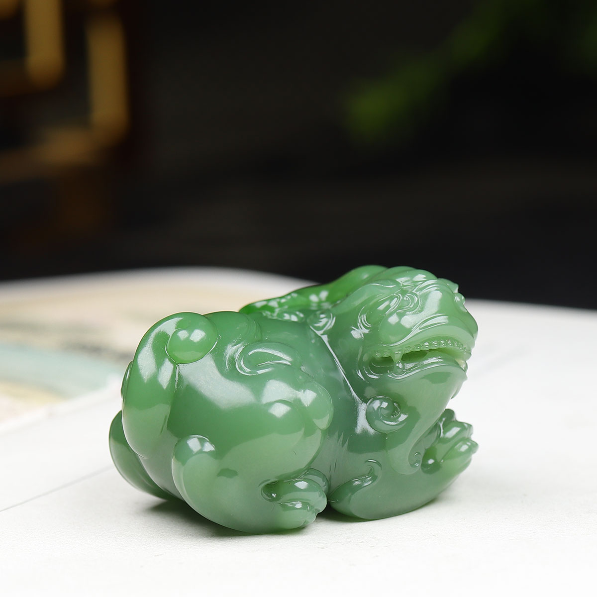 （古晨珠宝）俄罗斯和田玉粉绿碧玉貔貅手把件手玩瑞兽赐福91g