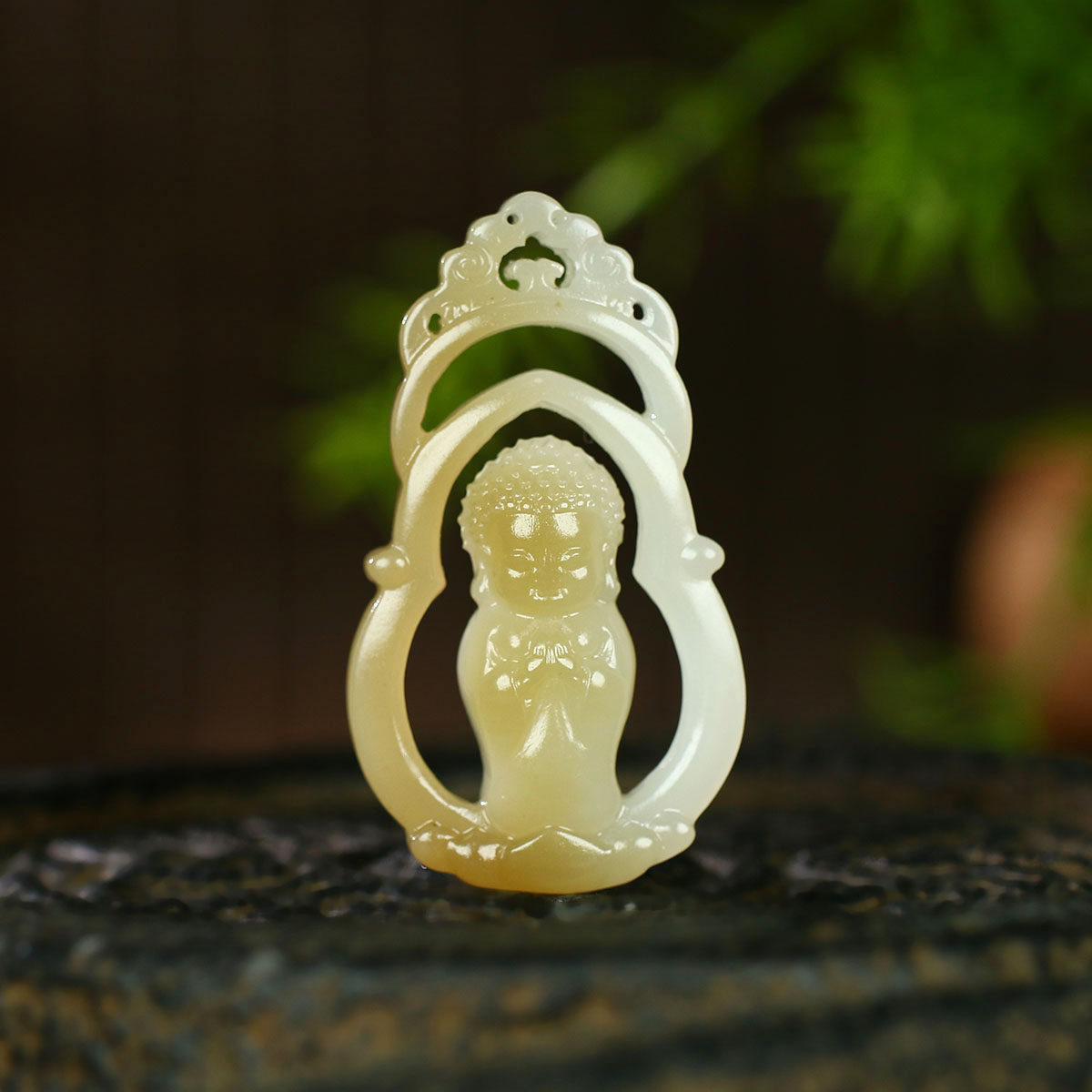 (不议价)新疆和田玉且末糖白玉宝宝佛挂件润玉缘吊坠玉坠9g