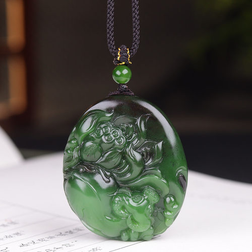（古晨珠宝) 俄罗斯和田玉老坑聚红皮碧玉牛挂件吊坠扭转乾坤31g