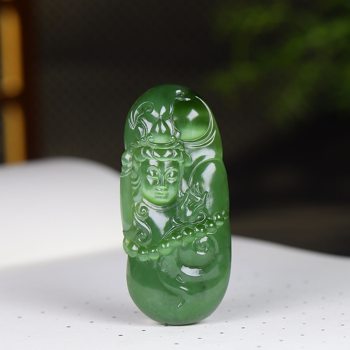(古晨珠宝) 俄罗斯和田玉阳绿猫眼碧玉观音挂件吊坠玉坠 30g