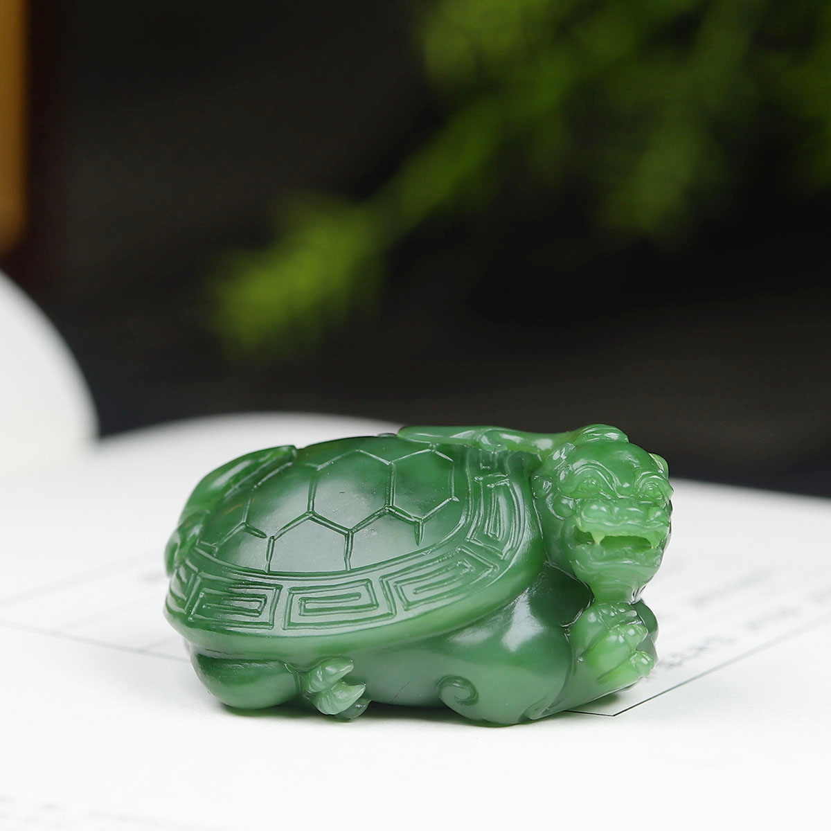 （古晨珠宝）俄罗斯和田玉粉绿碧玉龙龟挂件吊坠玉坠荣归58g