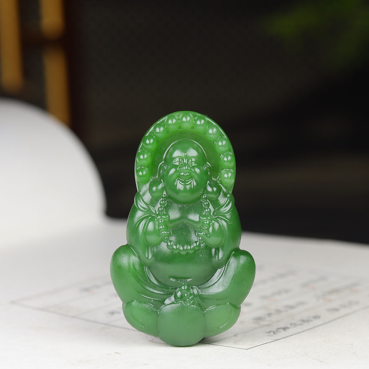 (古晨珠宝) 俄罗斯和田玉碧玉弥勒佛挂件吊坠玉坠天生福相20g
