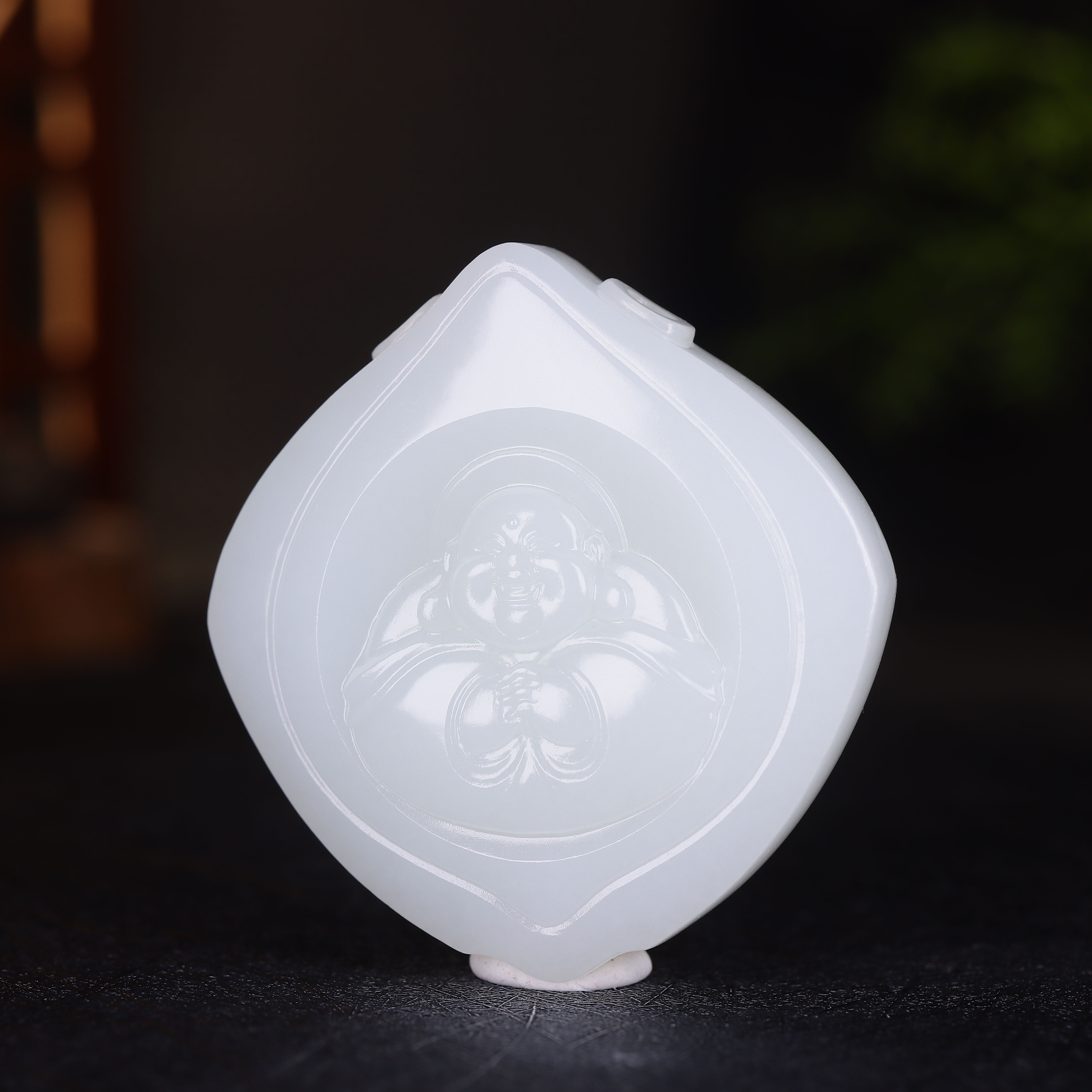 (古晨珠宝) 新疆和田玉白玉弥勒佛挂件吊坠玉坠喜乐一生68g