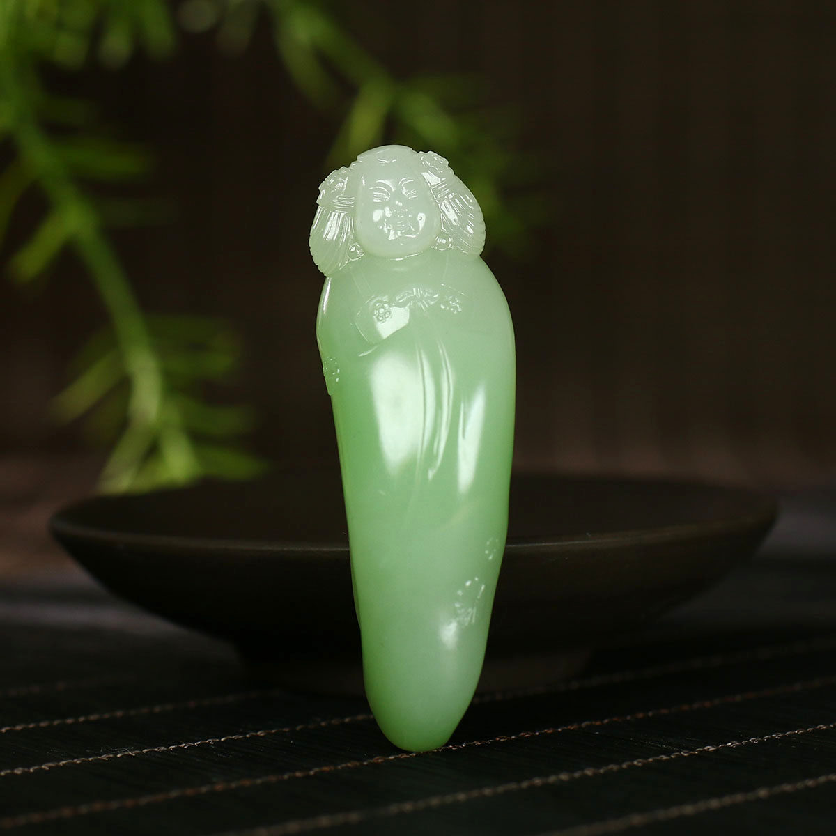 (不议价)润玉缘和田玉翠青贵妇人挂件吊坠玉坠遇贵人32g