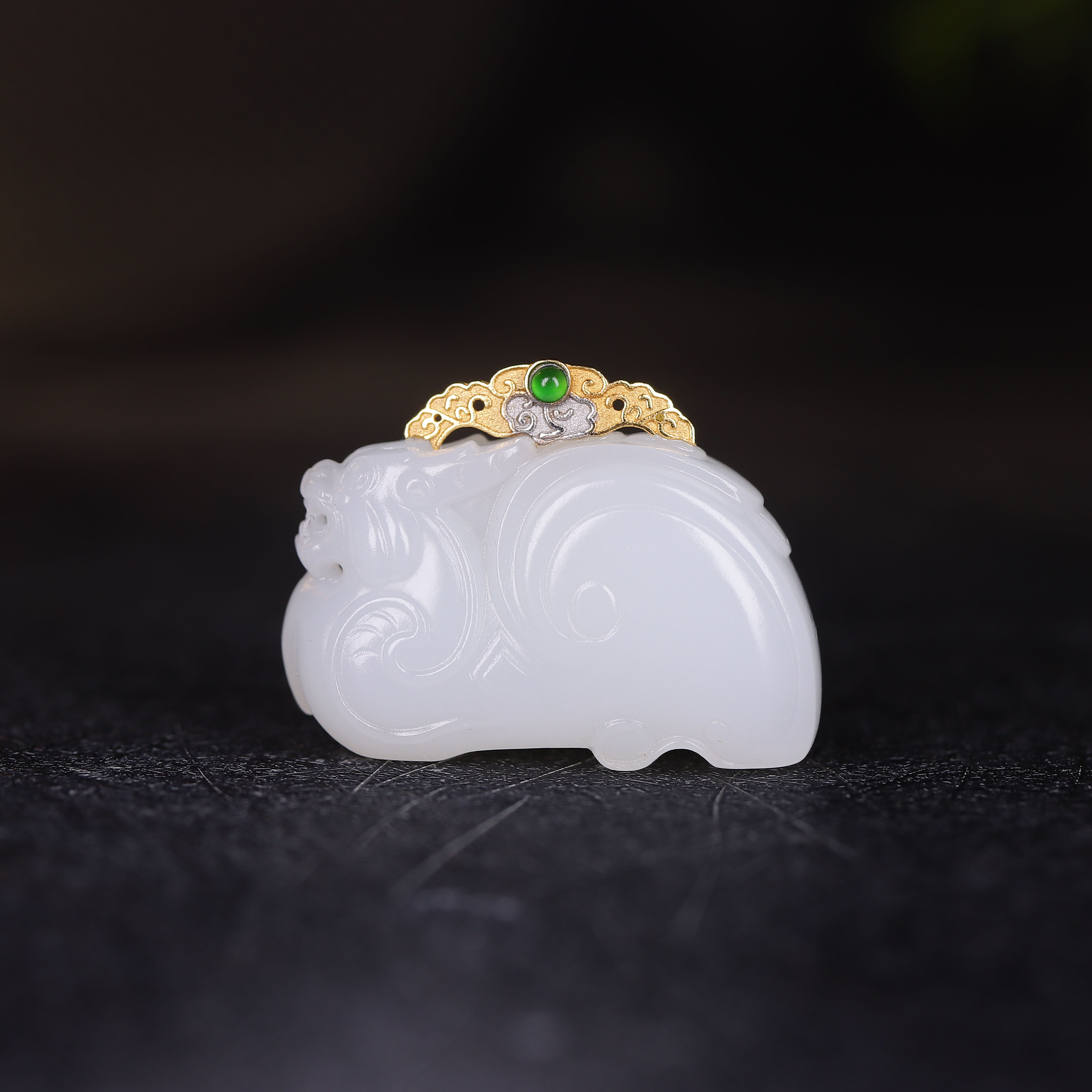 （古晨珠宝）新疆和田玉羊脂白玉18k金镶嵌貔貅挂件吊坠玉坠13g