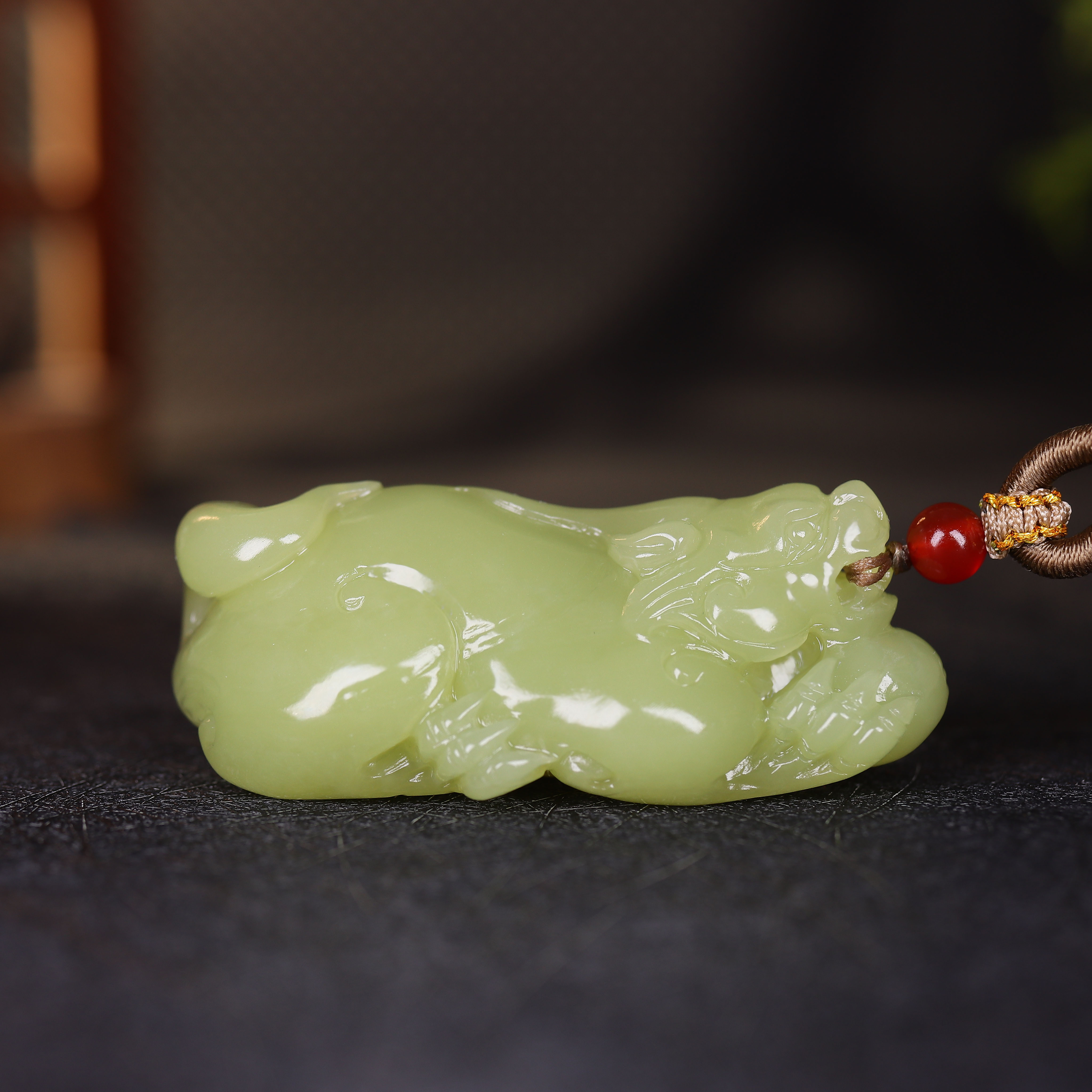 (古晨珠宝)新疆和田玉若羌黄玉貔貅挂件玉坠吊坠招财进宝65g