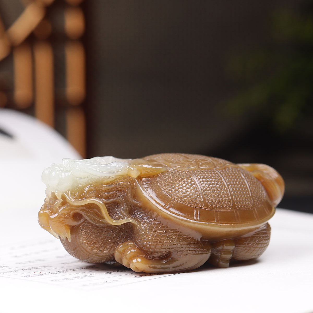 （古晨珠宝）新疆和田玉且末糖白玉龙龟把件手玩件142g