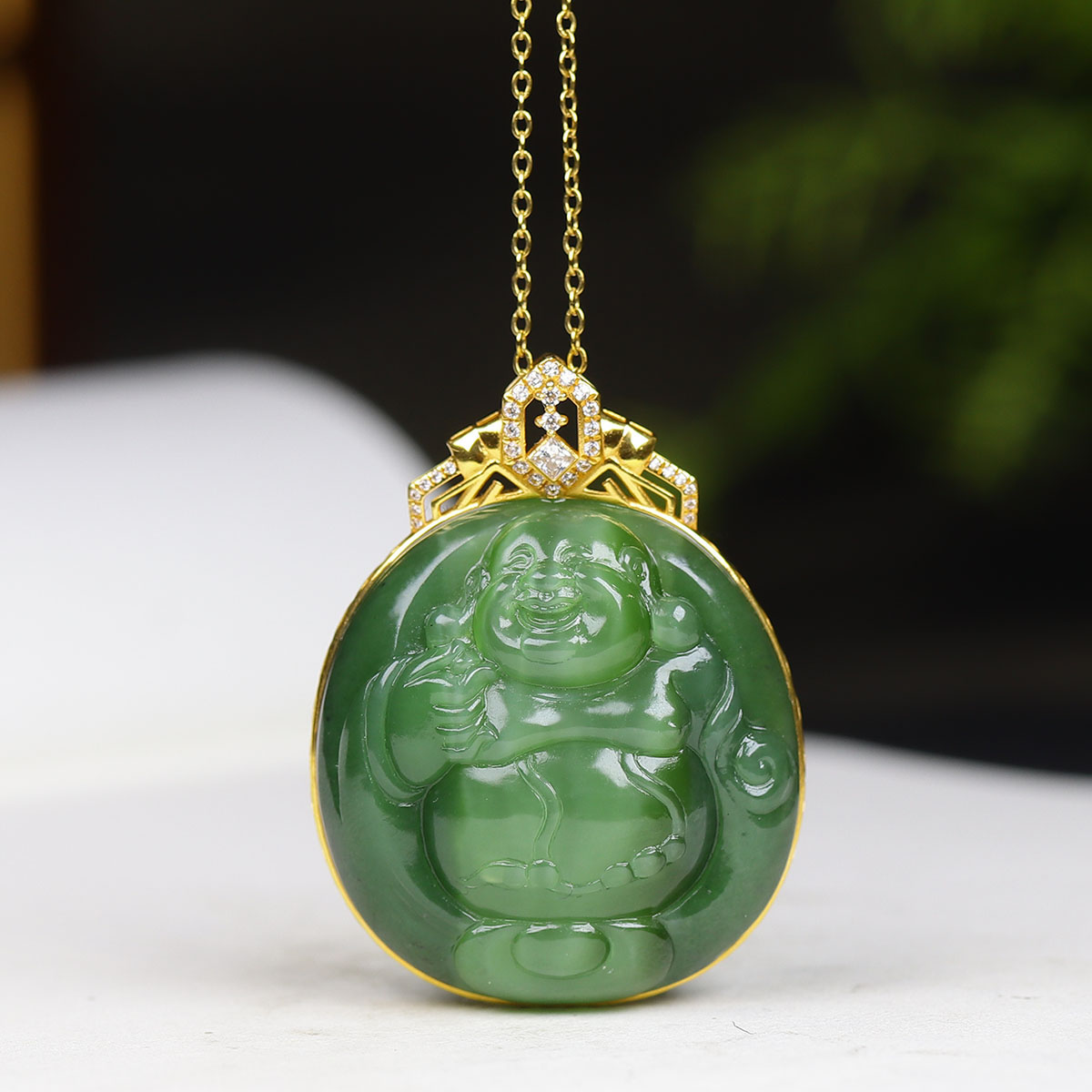 (古晨珠宝) 俄罗斯和田玉猫眼碧玉弥勒佛玉坠18K吊坠天生福相20g