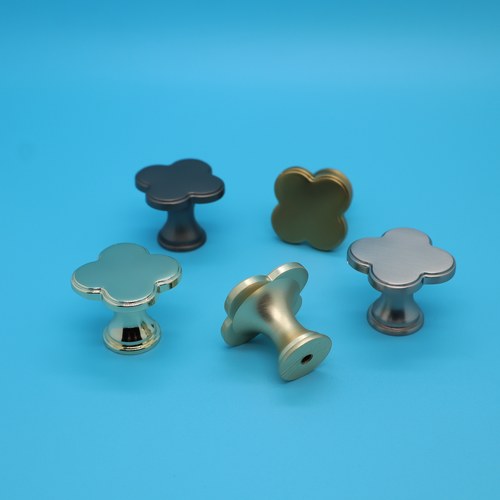 新中式彩色四叶草拉手抽屉鞋柜拉手金色单孔锌合金北欧轻奢拉手