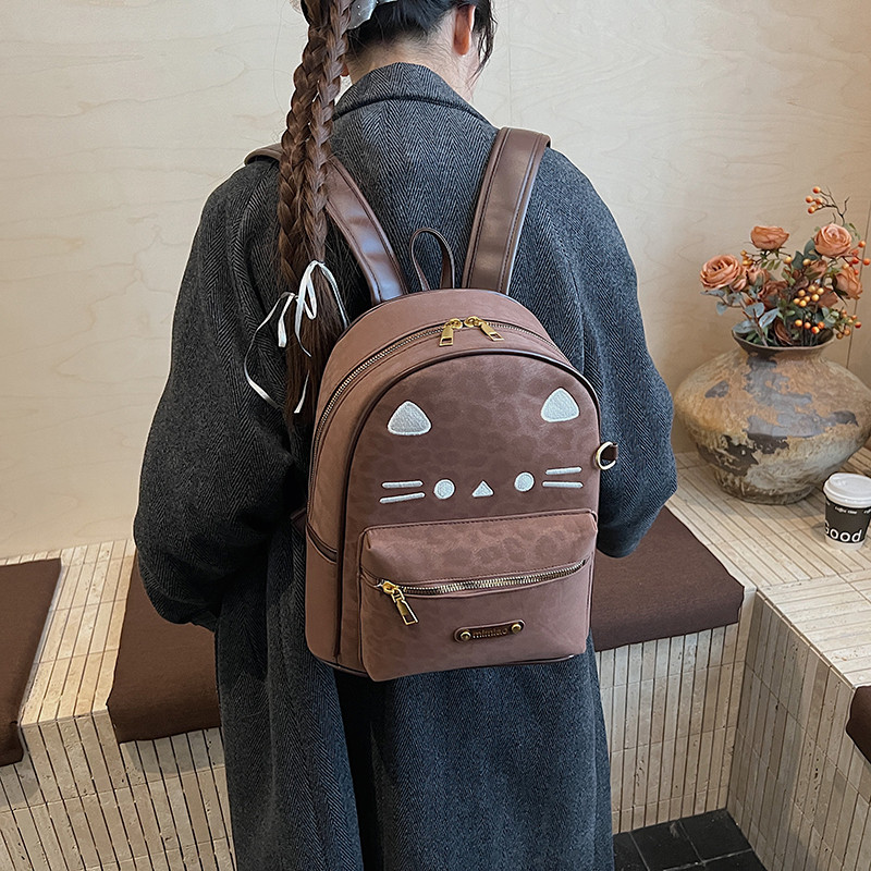 韩版可爱猫猫绣花双肩包女大学生时髦洋气豹纹背包卡通可爱小书包