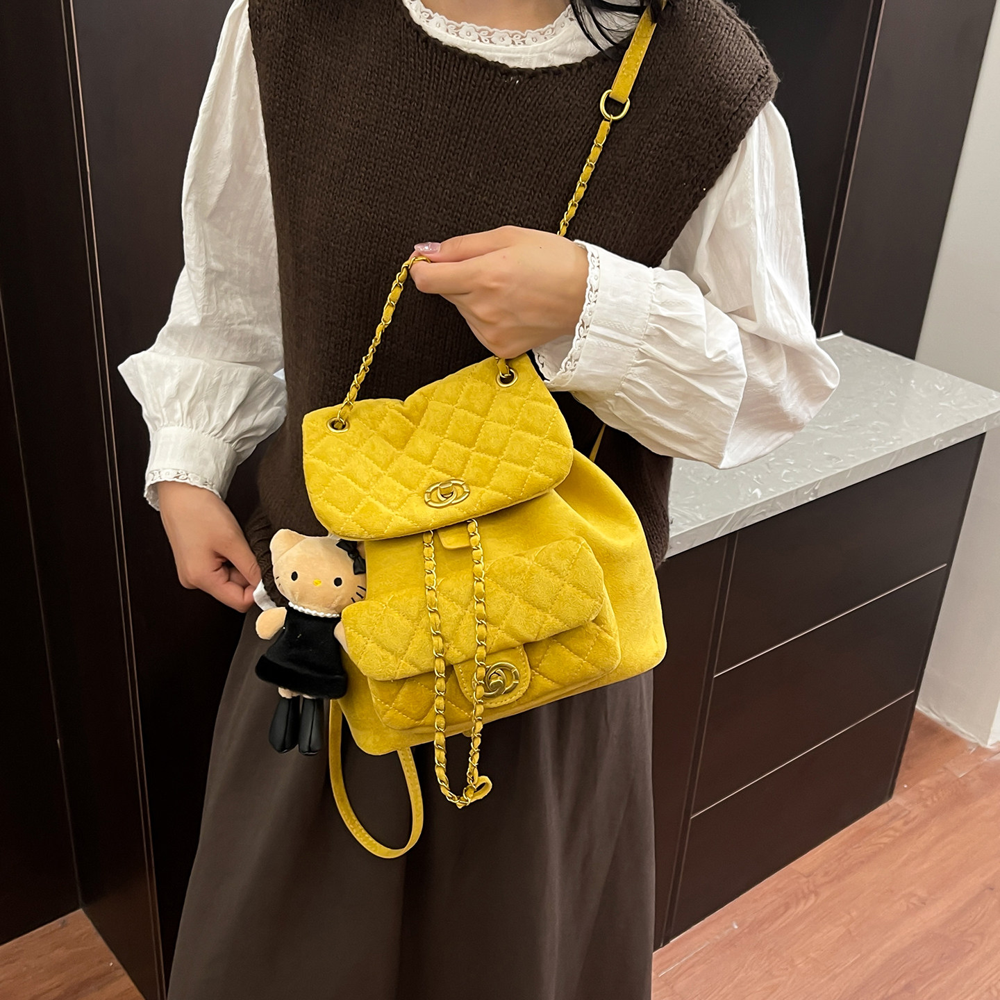 日系古着感麂皮绒双肩包女秋冬新款小香风迷你背包个性复古辣妹包