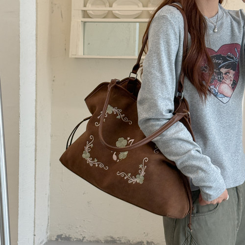 原创秋冬新款潮高级感洋气复古刺绣麂皮托特包女大容量通勤单肩包