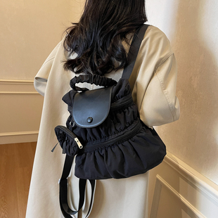 可爱芭蕾风少女双肩包褶皱感云朵小背包流行个性女生逛街用小包包