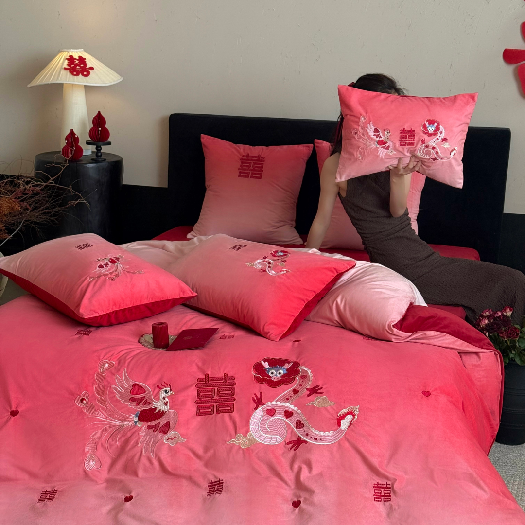 婚庆龙凤刺绣加厚牛奶绒四件套冬季保暖珊瑚绒结婚喜被套床笠床品