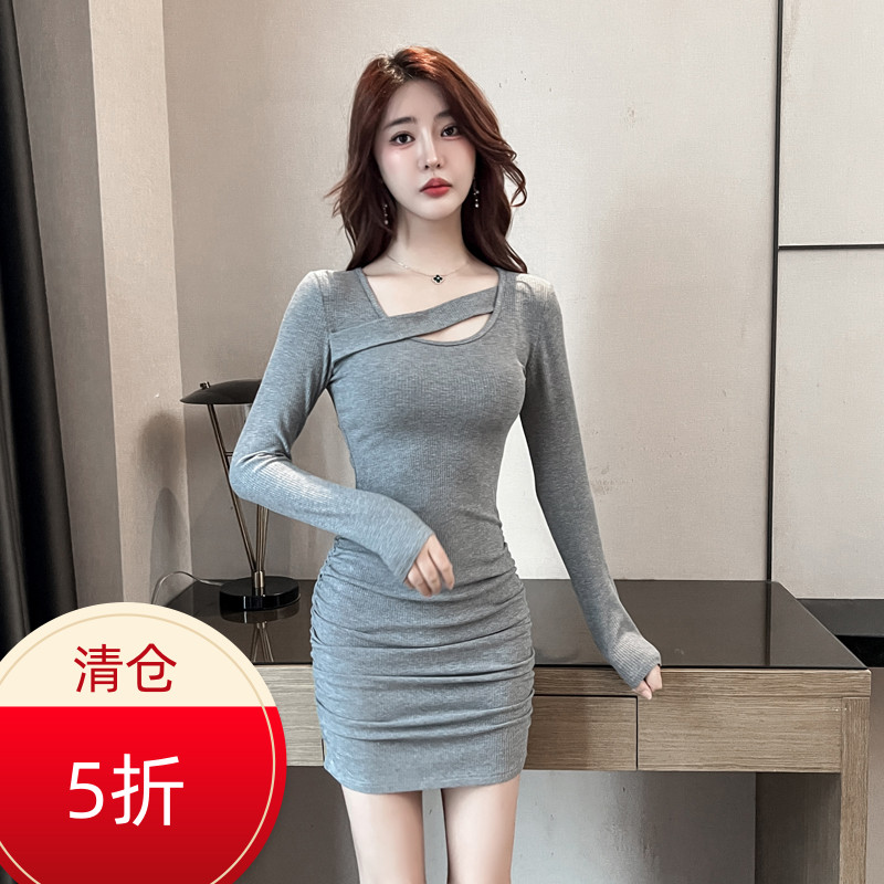 心机性感连衣裙修身显瘦短裙