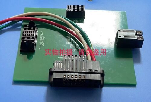 10141010- 744E000LF FCI 电源大电流  PwrMAX®  直母 24S+7HP