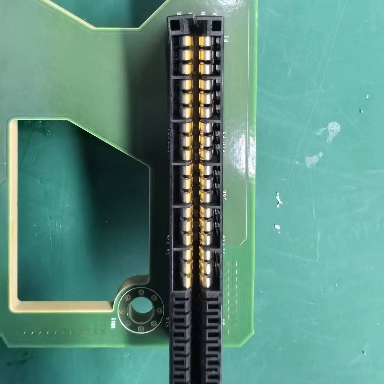 HPG36P14SVT021T  EnergyEdge X-treme, 36P14S 3800W CRPS电源