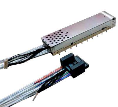 V59-YC020 1x1 OSFP OverPass™ connector & std height cage to