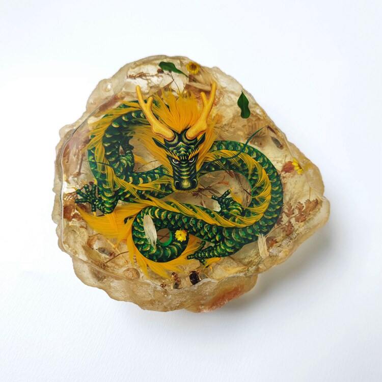 青龙手绘摆件 盘龙阁琥珀绘3D树脂画中国龙