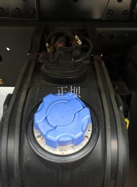 适用于天龙KX天龙KL/VL天锦KR/VR天龙启航版带锁尿素箱盖