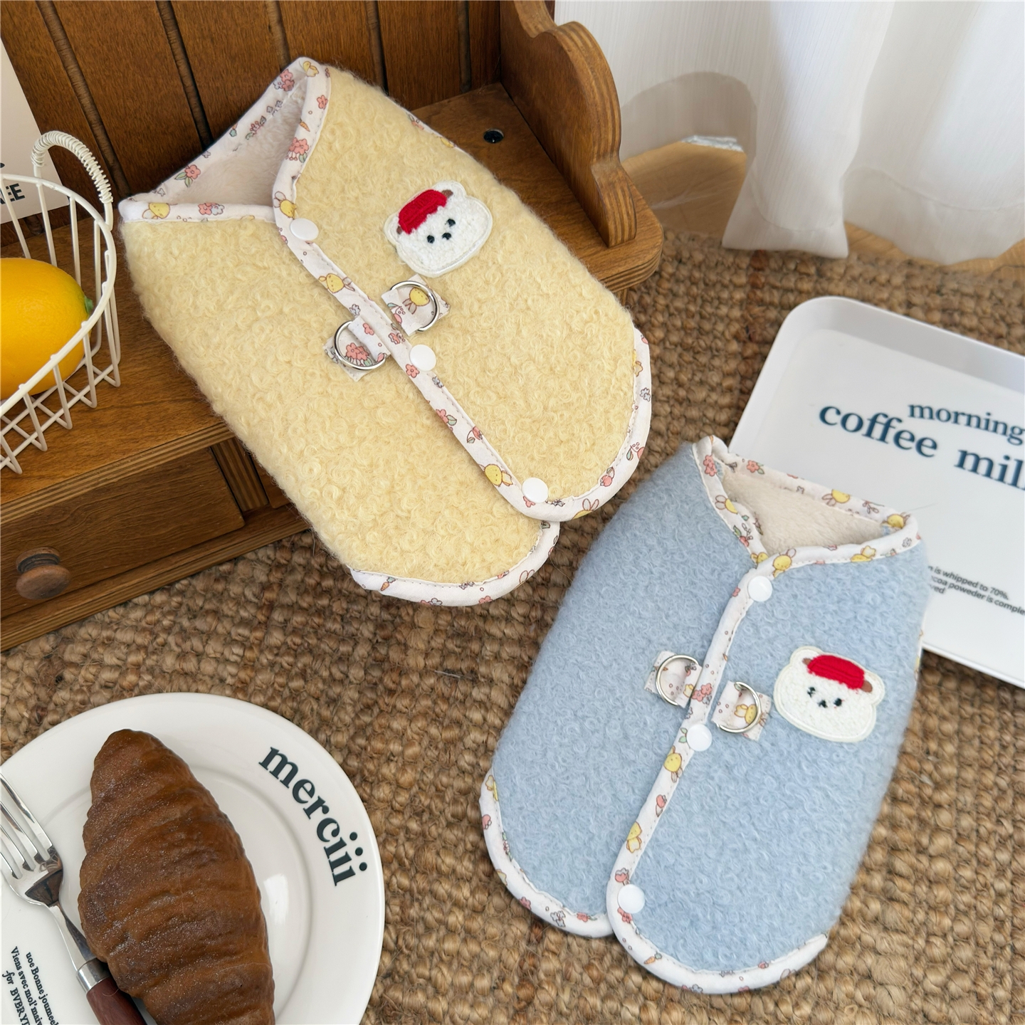 狗狗猫咪衣服秋冬款小马甲狗狗绒衣加厚颗粒绒猫狗通用小型犬保暖