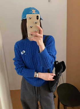 韩系简约风小猫刺绣圆领针织衫套头上衣女秋冬新款设计感百搭毛衣