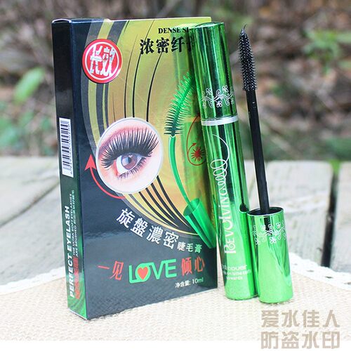小众学生卷翘不晕染睫毛膏平价