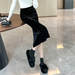 金丝绒复古开叉半身裙女高腰显瘦一步裙秋冬高级感中长款包臀裙子