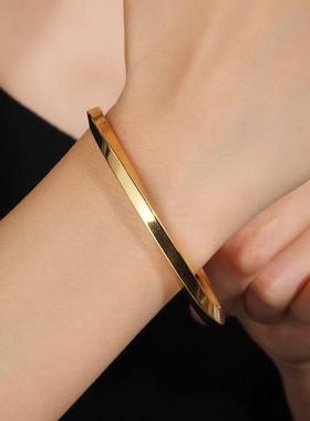 钛钢开口轻奢小众手镯高级感