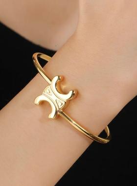 欧美小众设计轻奢凯旋门不对称开口手镯女黄铜镀金银手环精致简约