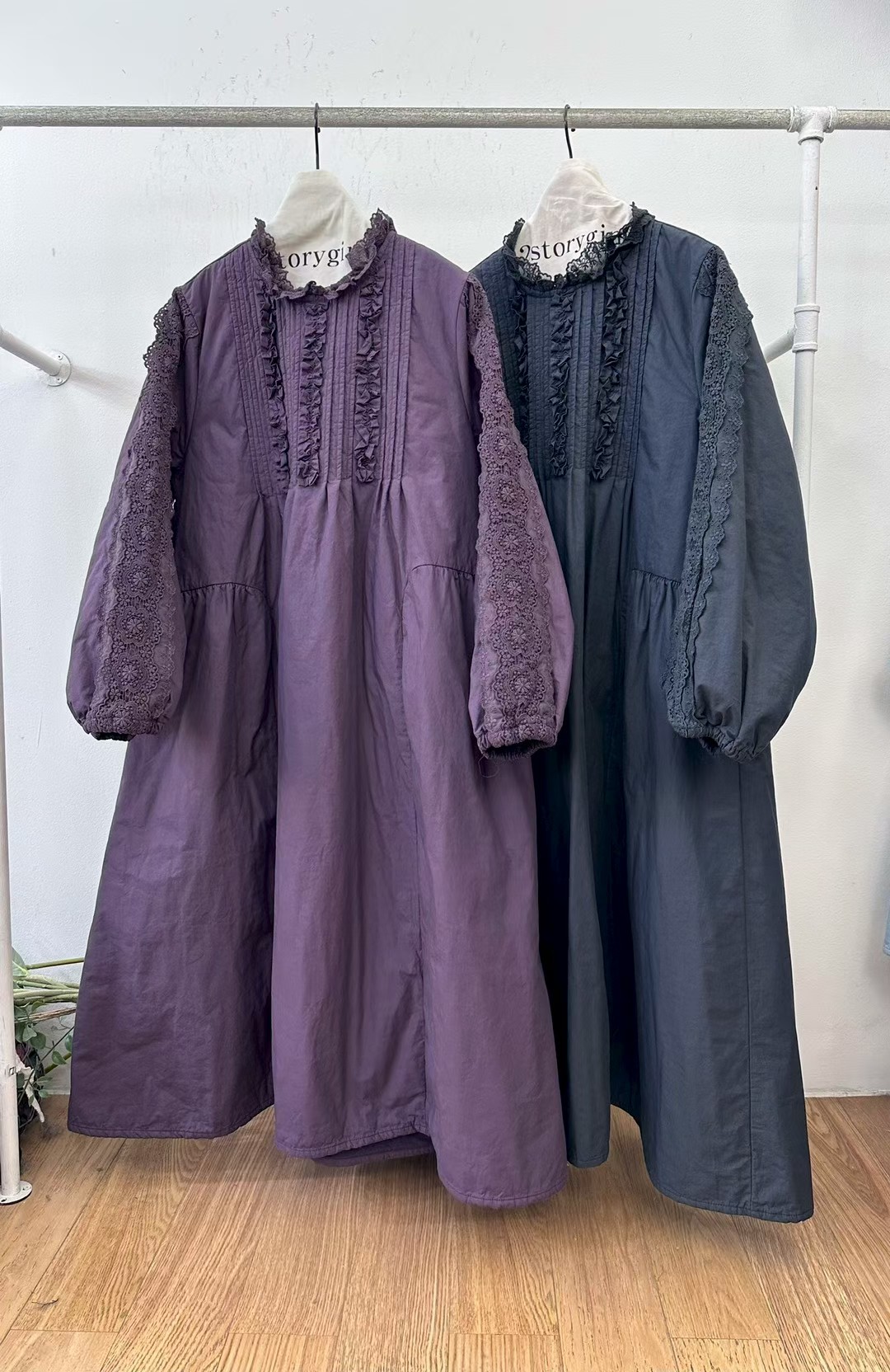 韩国2storyginy(现货)森系花边小竖领拼接蕾丝冬连衣裙