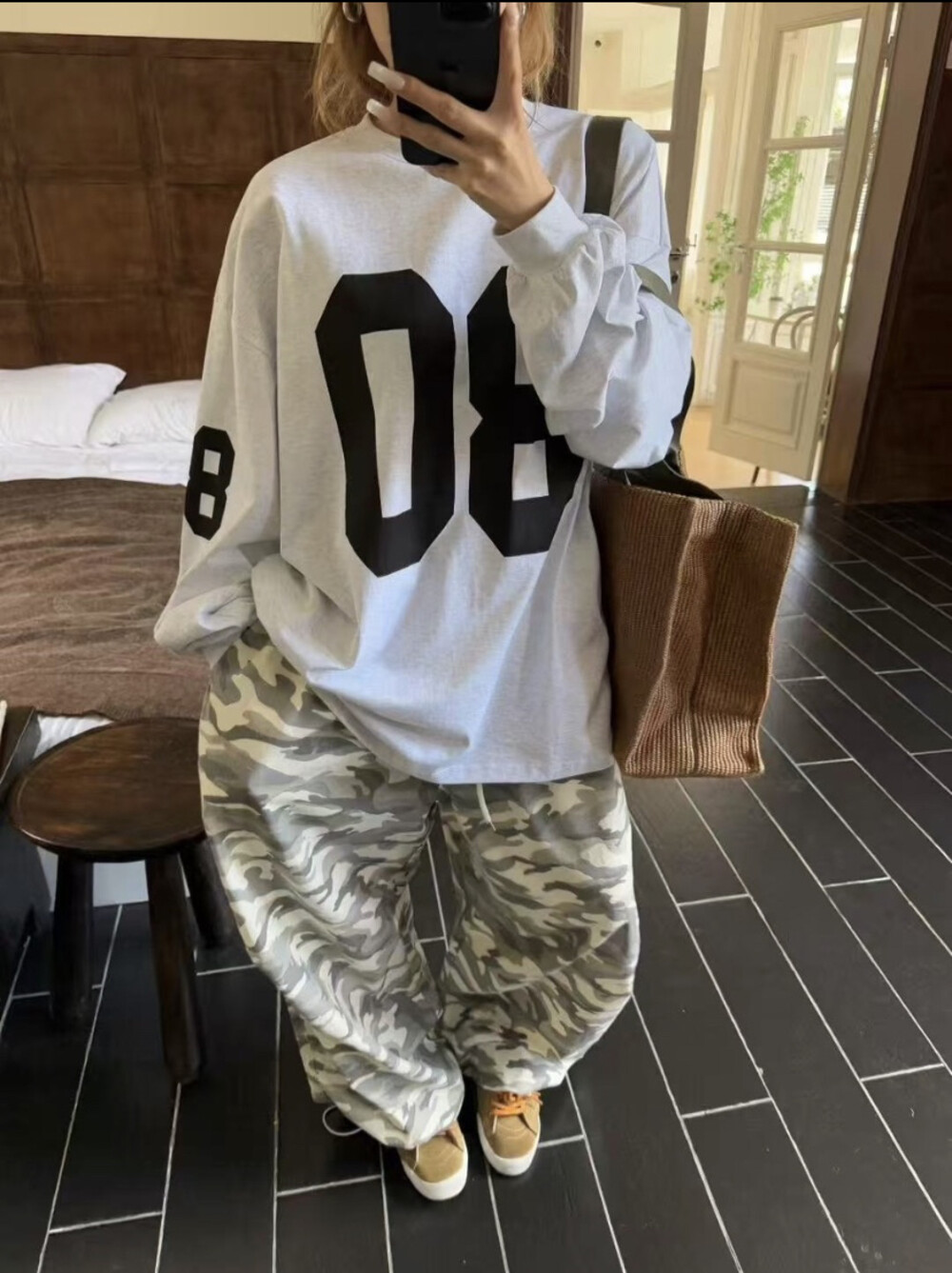 显瘦数字印花长袖T恤休闲上衣女