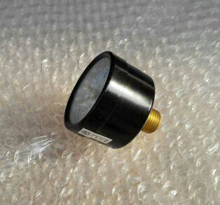 后接式压力表 外框直径40mm 压力范围0-1.6mpa 铜螺纹pt1/4(13mm)